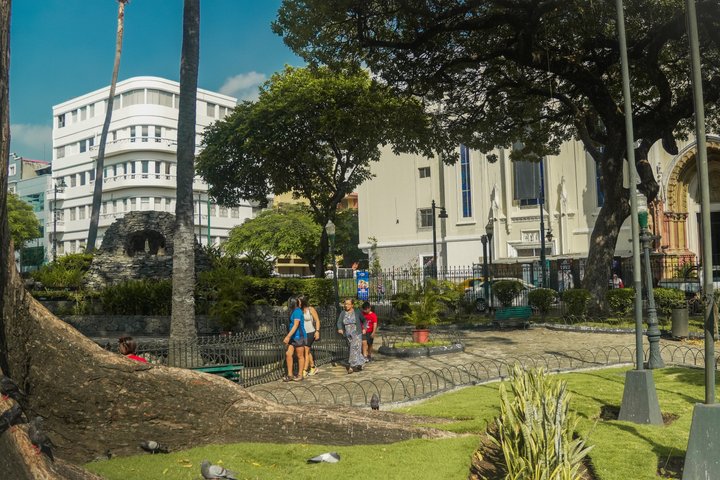 Small Group Guayaquil and Cocoa Farm Full-Day Tour