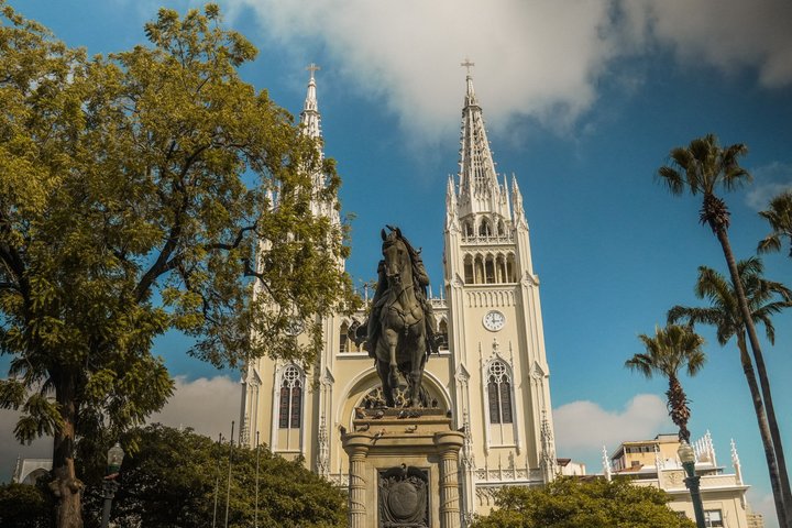 Small Group Guayaquil and Cocoa Farm Full-Day Tour