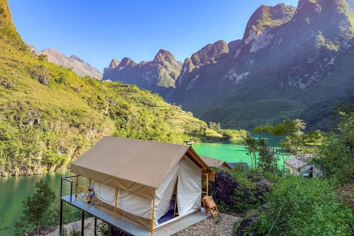 Adventurous Ha Giang Loop: Easy riders Camp-Trekking Tours 3D2N