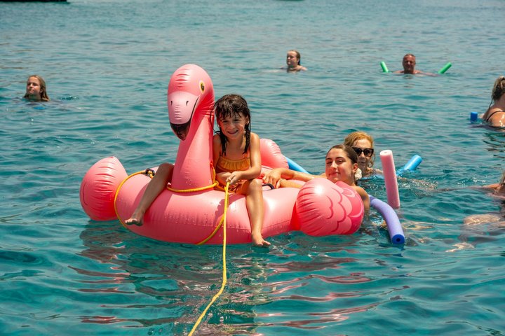 Balos & Gramvousa: Cruise with Meals, Drinks & Transfer