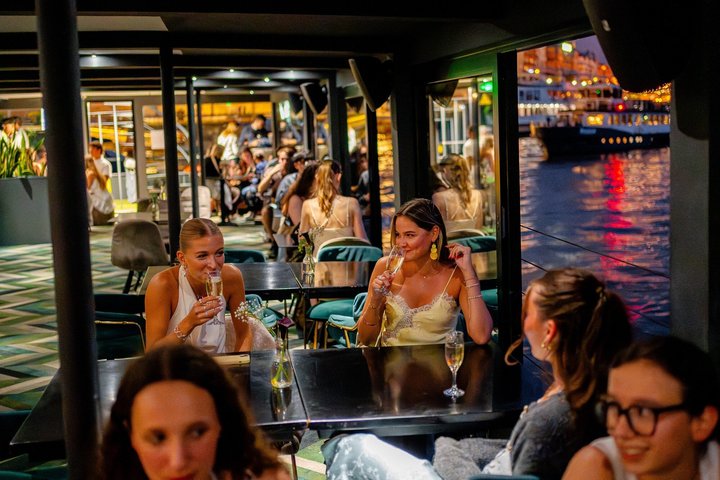 Unlimited Prosseccoo, Beer, Aperol & Limoncello Spritz Cruise