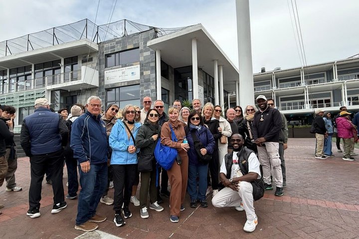 Robben Island Ferry Ticket &Guided Prison Tour with Pick-up& back