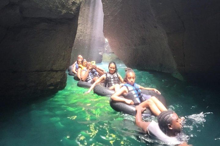 All Inclusive Dominica Majestic Exploration Small Group Tour