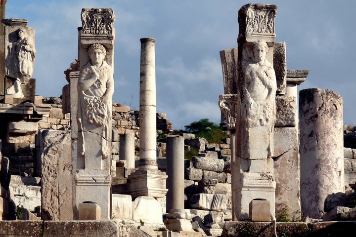 Turkish Delight Tour: Pamukkale, Ephesus, Cappadocia & Camel Ride
