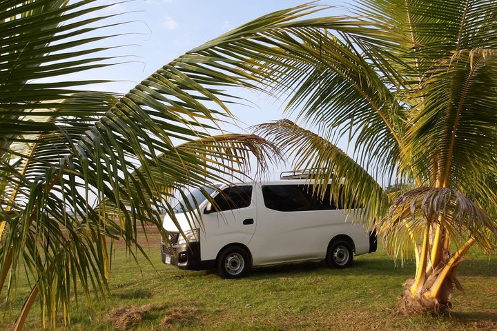 La Ceiba Private City Transfers / Charter