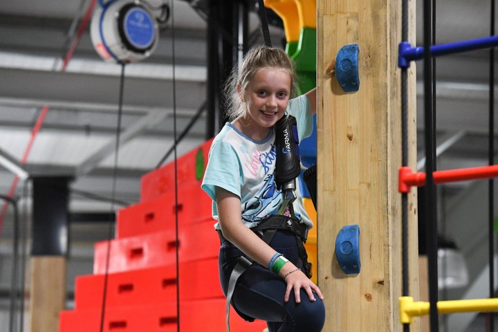 Weekend and Holiday Climb - Climb Quest Milton Keynes