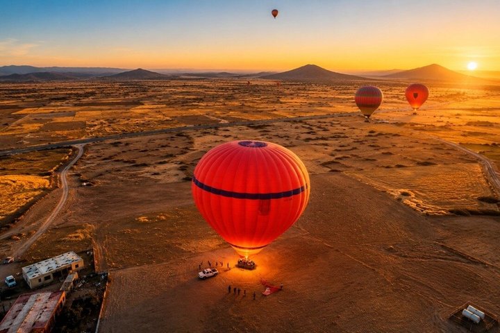 Hot Air Balloon Flight over Marrakech with Traditional Breakfast