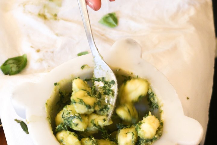 Pesto Class and Wine Tasting in Vernazza, Cinque Terre