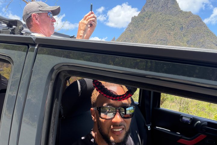 Half Day Private Tour in St. Lucia Jeep Wrangler