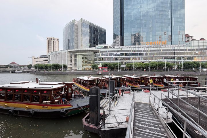 Singapore River Cruise, Night Garden Rhapsody & Spectra by CYT
