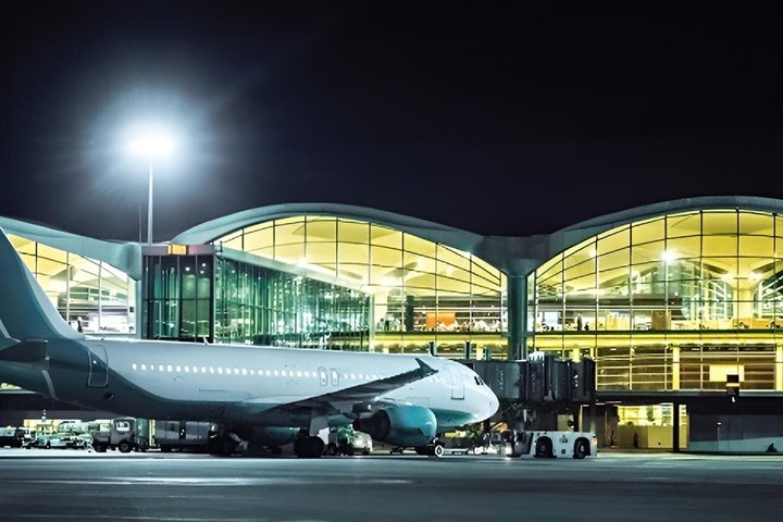Private Transfer From Petra to Amman or Airport With Optional