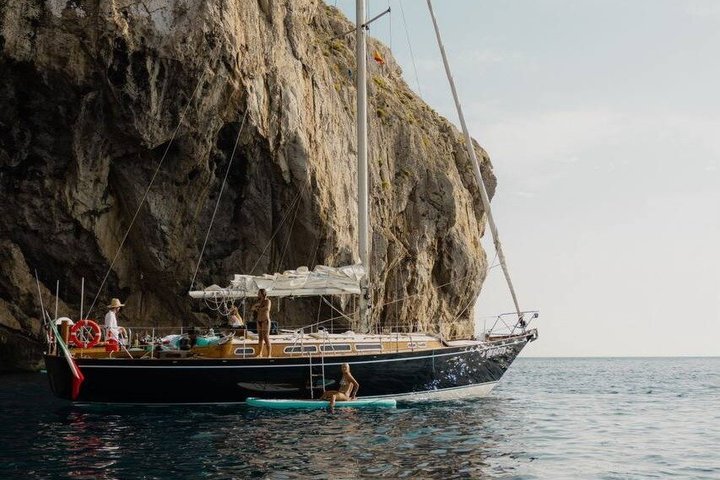 Full Day Riviera Sailing Experience from Sanremo