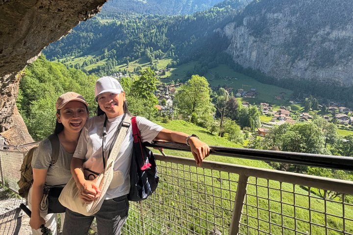 Lauterbrunnen Valley Highlights: Mürren, Waterfalls, Swiss Picnic