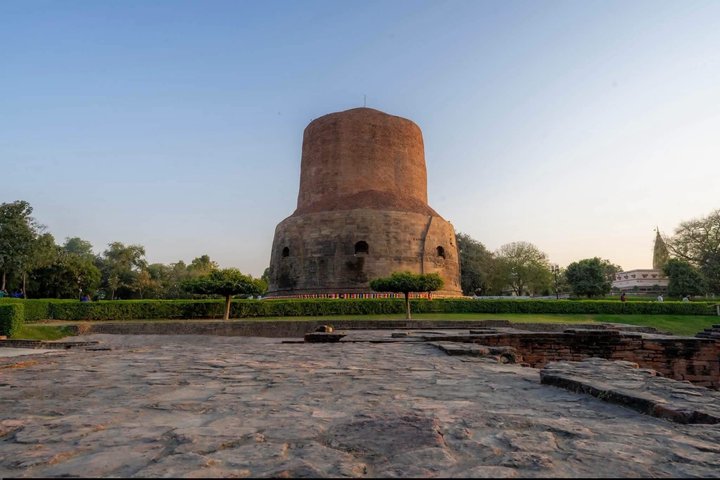 Sarnath and Varanasi Private Day Tour from Bodhgaya with Return