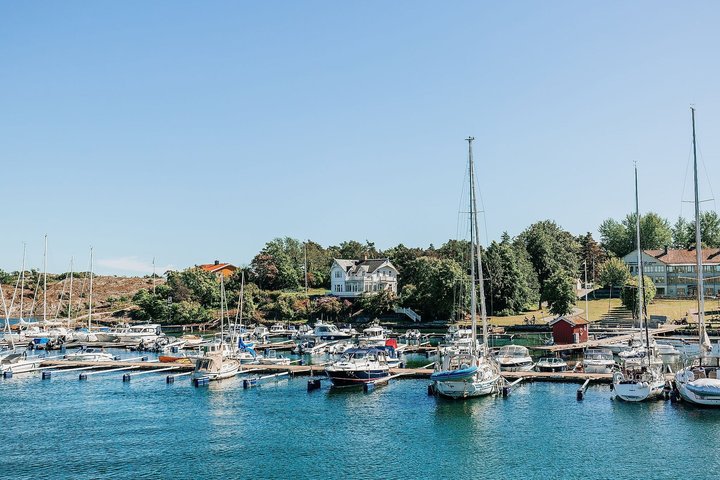 Archipelago Tour with Guide in Gothenburg