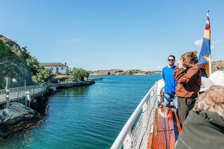 Archipelago Tour with Guide in Gothenburg