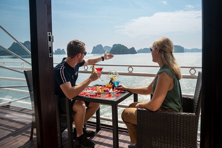 3-Day 2-Night Bai Tu Long Bay Cruise – Kayaking & Hidden Caves