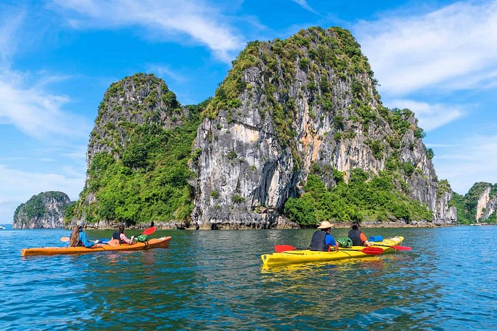 3-Day 2-Night Bai Tu Long Bay Cruise – Kayaking & Hidden Caves
