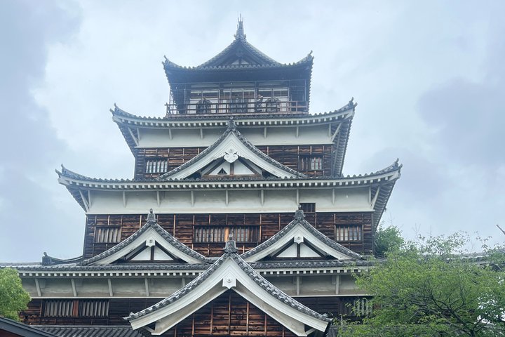 Hiroshima Peace & History Tour: Why the Atomic Bomb Was Dropped