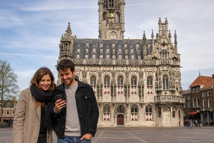 Middelburg Scavenger Hunt: Self-Guided City Exploration Game