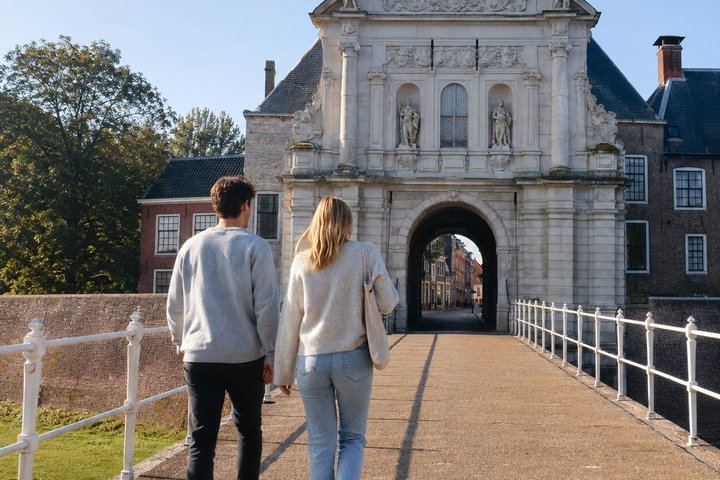 Middelburg Scavenger Hunt: Self-Guided City Exploration Game