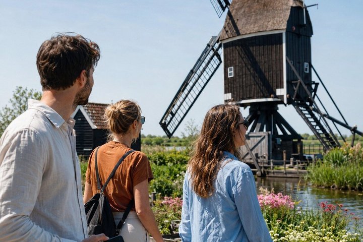 Kinderdijk Scavenger Hunt: Self-Guided City Exploration Game
