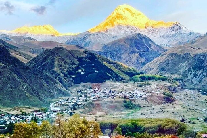 Kazbegi and Gudauri Full Day Private Tour from Tbilisi