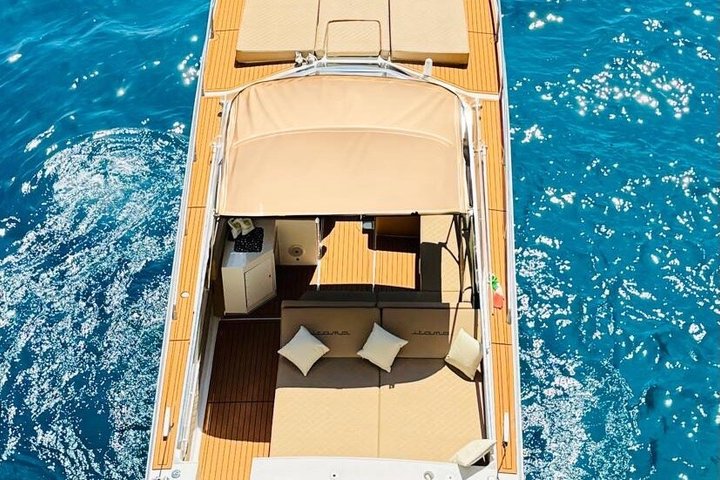 Private Boat Tour of Capri