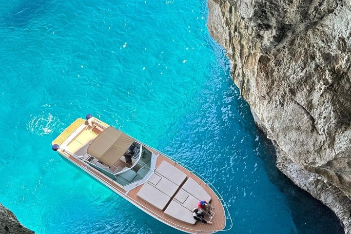 Private Boat Tour of Capri