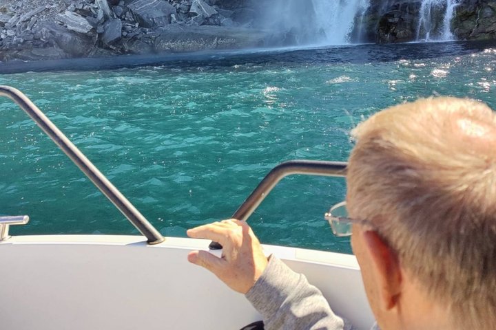 Nuuk Fjord Cruise with Greenlandic Picnic & Local Storytelling