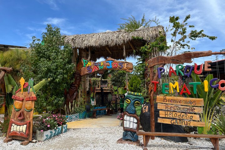 Guatapé Tour: Piedra del Peñol with Boat Tour, Breakfast, Lunch