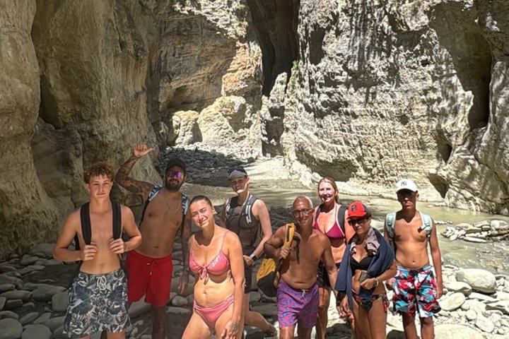 Bënja Thermal Baths and Langarica Canyon Tour from Saranda Ksamil