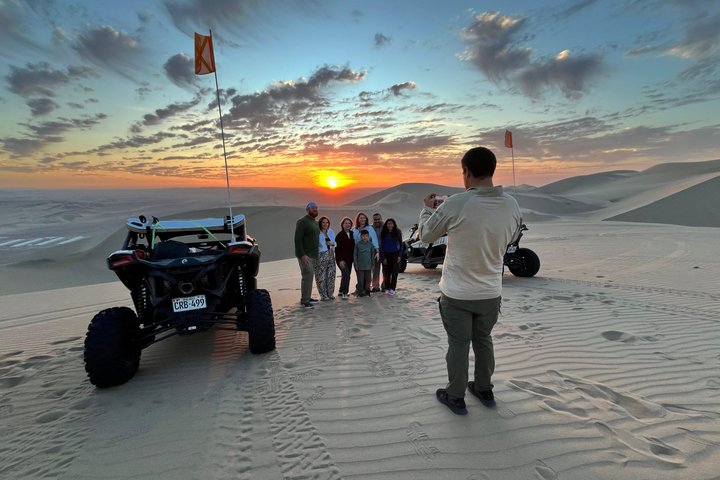 Huacachina: Desert UTV Buggy Ride and Sandboarding Adventure