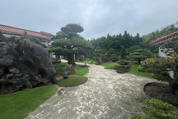 Okinawa Like a Local: Private Tour of Hidden Gems & Local Spots