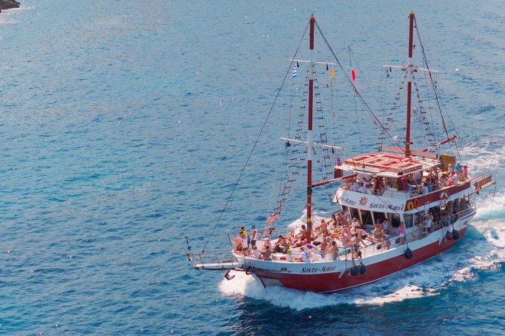 The Santa Maria 3 Island Cruise in the Aegean w/ Free Audio Guide
