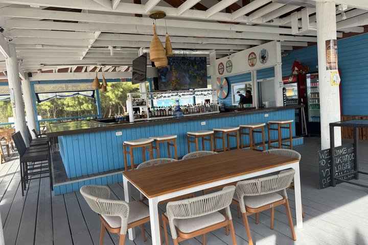 Junkanoo Village Beach Club (3) Rum Punch Experience