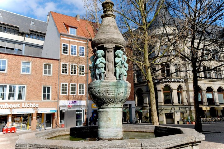 Discover Bremen: UNESCO Heritage, Town Musicians & Schnoor
