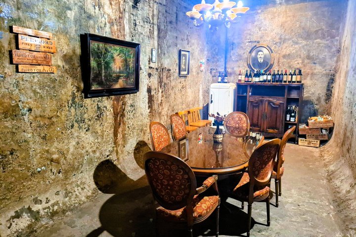 Excursión de 3 bodegas y 1 olivícola con degustación