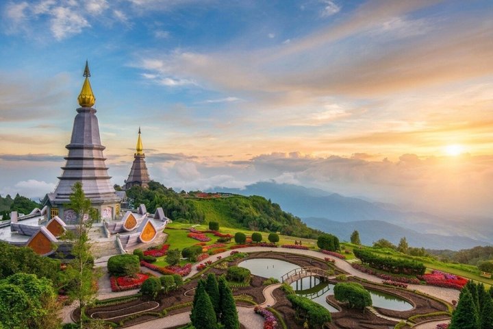 3-in-1: Doi Inthanon Tour, Elephant Sanctuary, and Trekking Trail