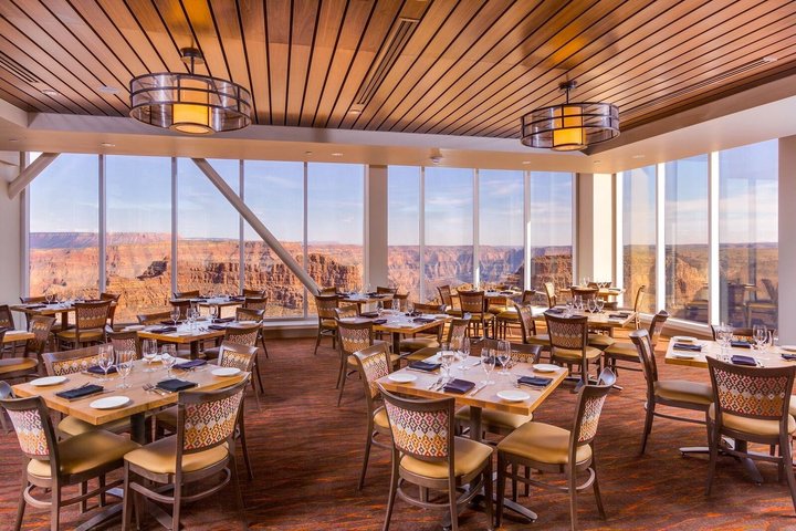 Grand Canyon West, Hoover Dam Stop, Wi-Fi, Lunch & Skywalk