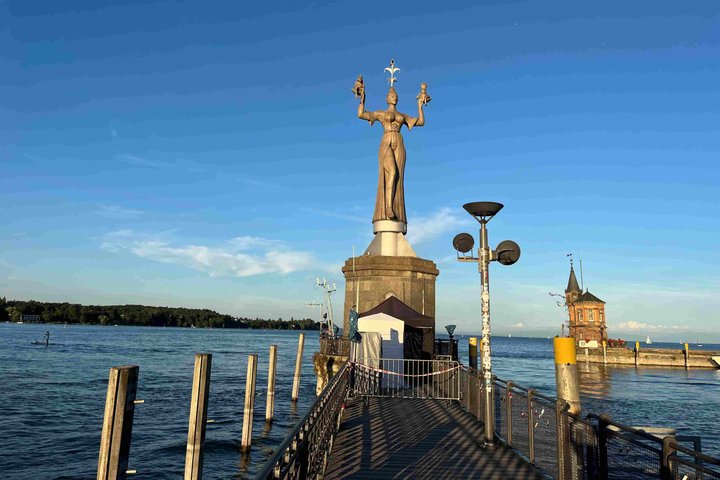 Discover 4 Countries in One Day from Zurich in Small Group