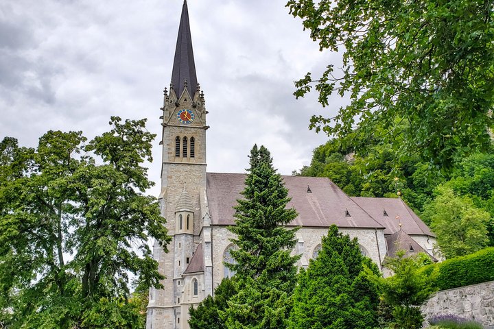 Discover 4 Countries in One Day from Zurich in Small Group