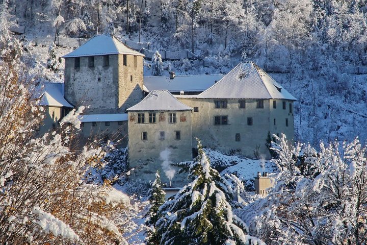 Discover 4 Countries in One Day from Zurich in Small Group