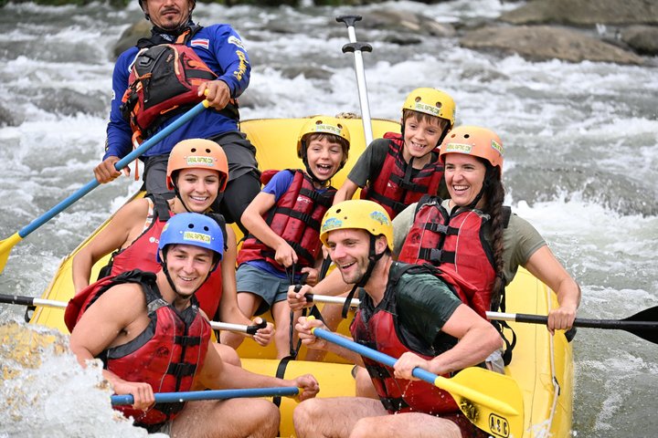 Balsa River White Water Rafting class 2/3 in Costa Rica