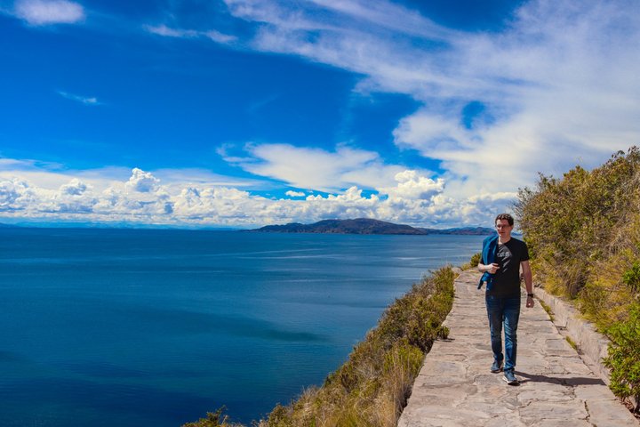 Full Day Tour Uros and Taquile Islands (Speed Boat)