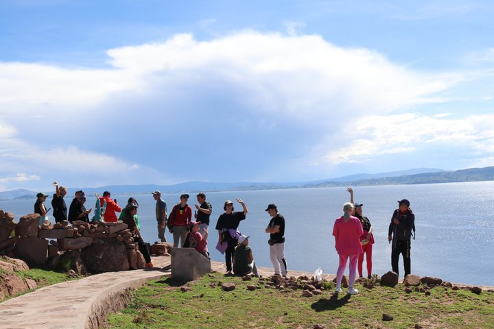 Full Day Tour Uros and Taquile Islands (Speed Boat)