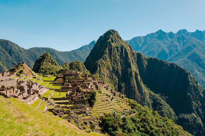 Machu Picchu Full Day Tour from Cusco with Panoramic Train