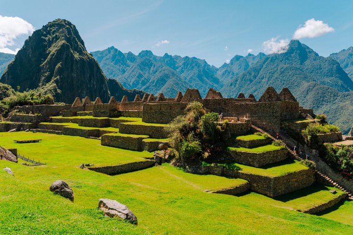 Machu Picchu Full Day Tour from Cusco with Panoramic Train
