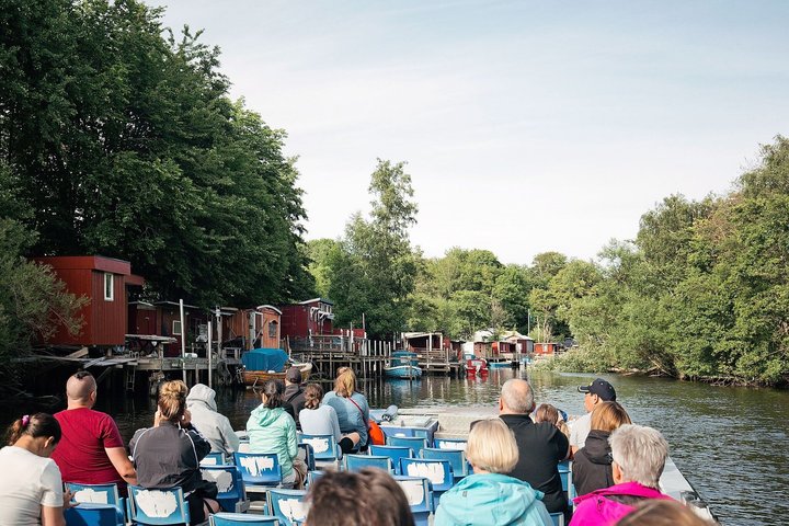 Gothenburg: Paddan Sightseeing Cruise on the River Säveån