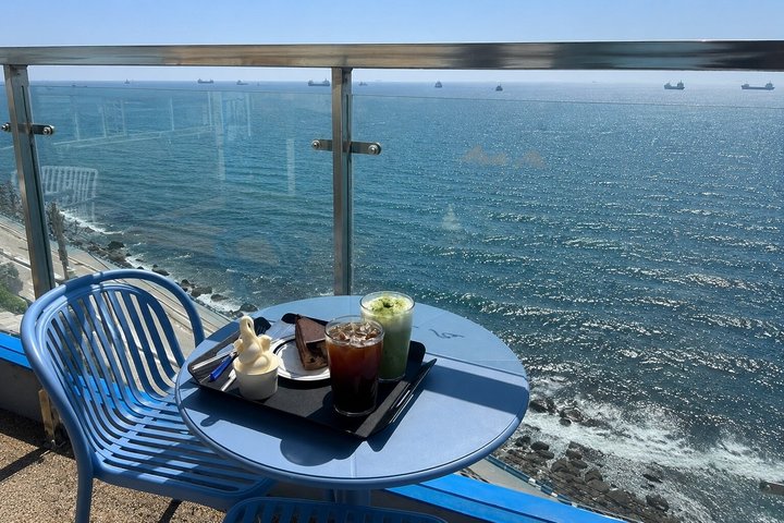 Busan Highlights: Small Group, Hotel Pick-up & Sky Capsule